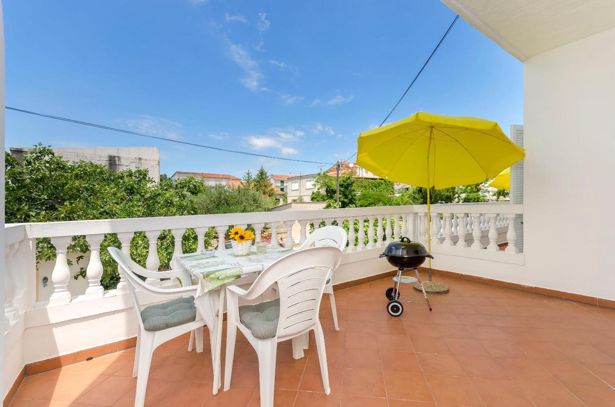 Apartment And Rooms Artina Vodice Eksteriør billede
