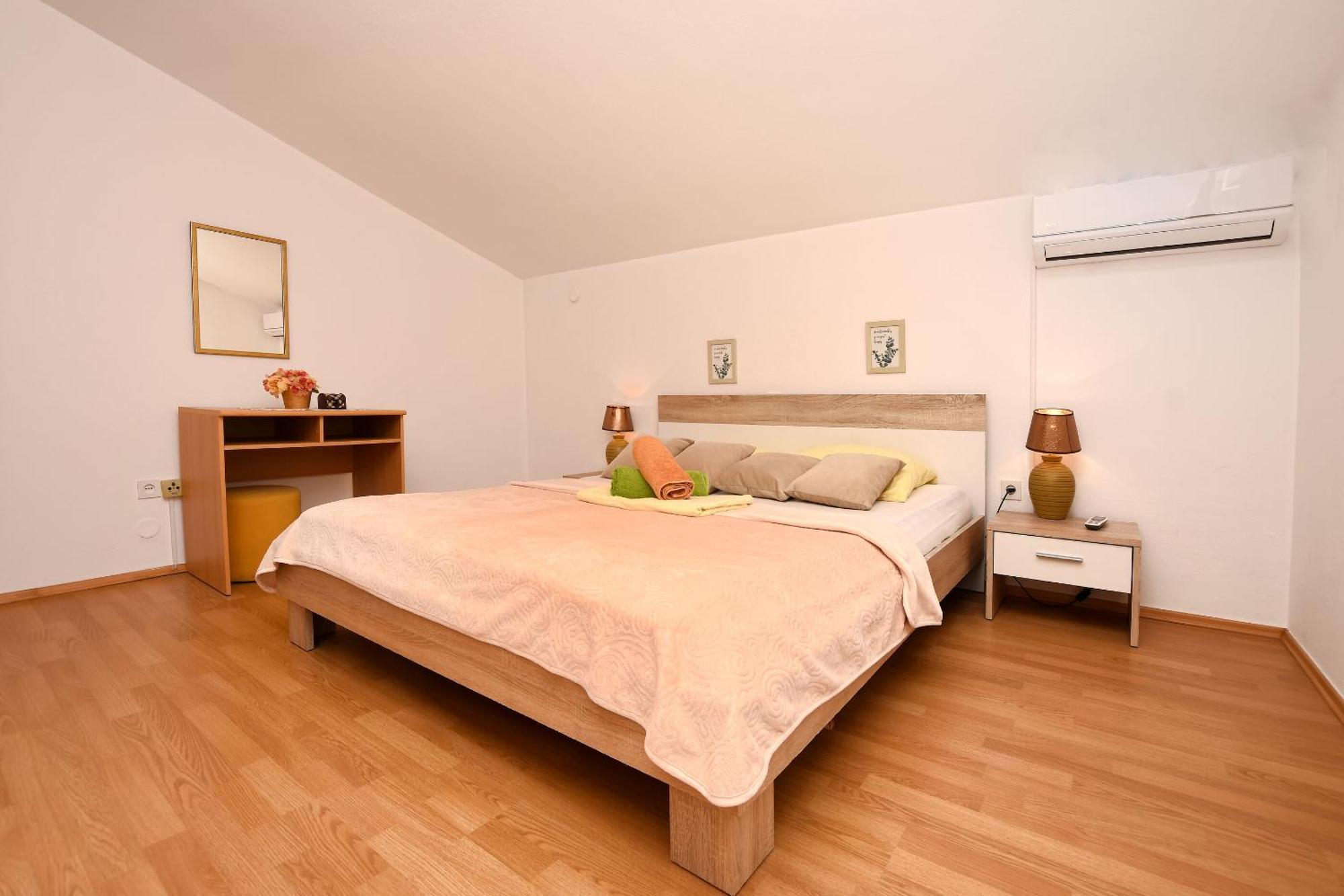 Apartment And Rooms Artina Vodice Eksteriør billede