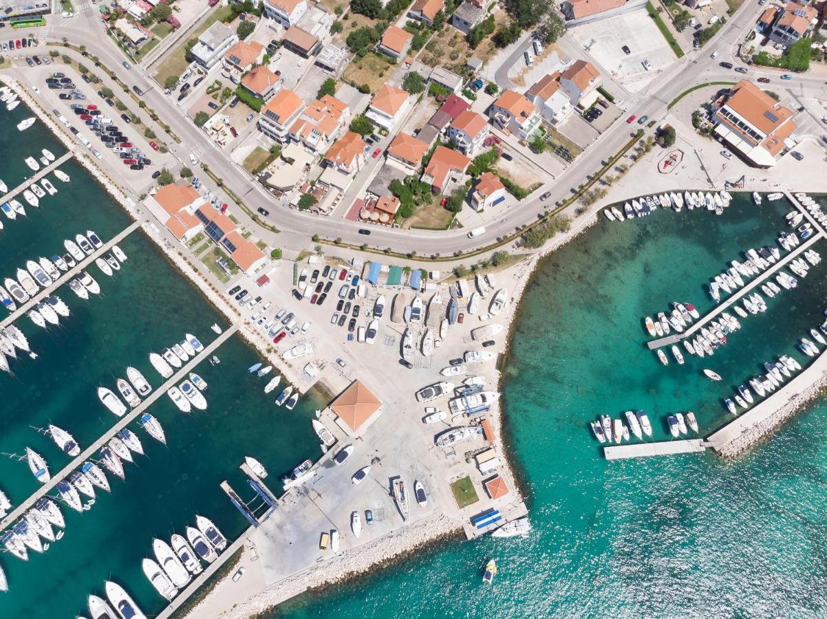 Apartment And Rooms Artina Vodice Eksteriør billede